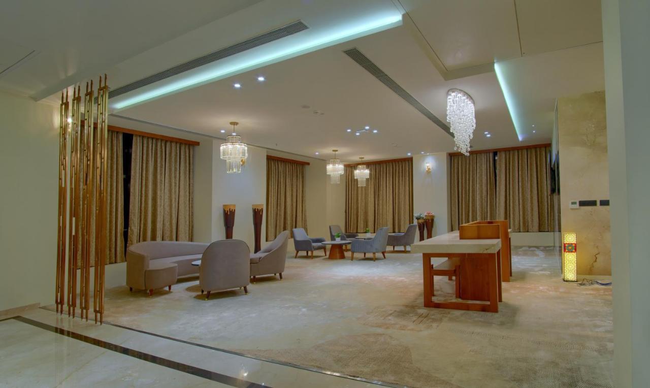 Hotel Sayaji Morbi Exterior foto